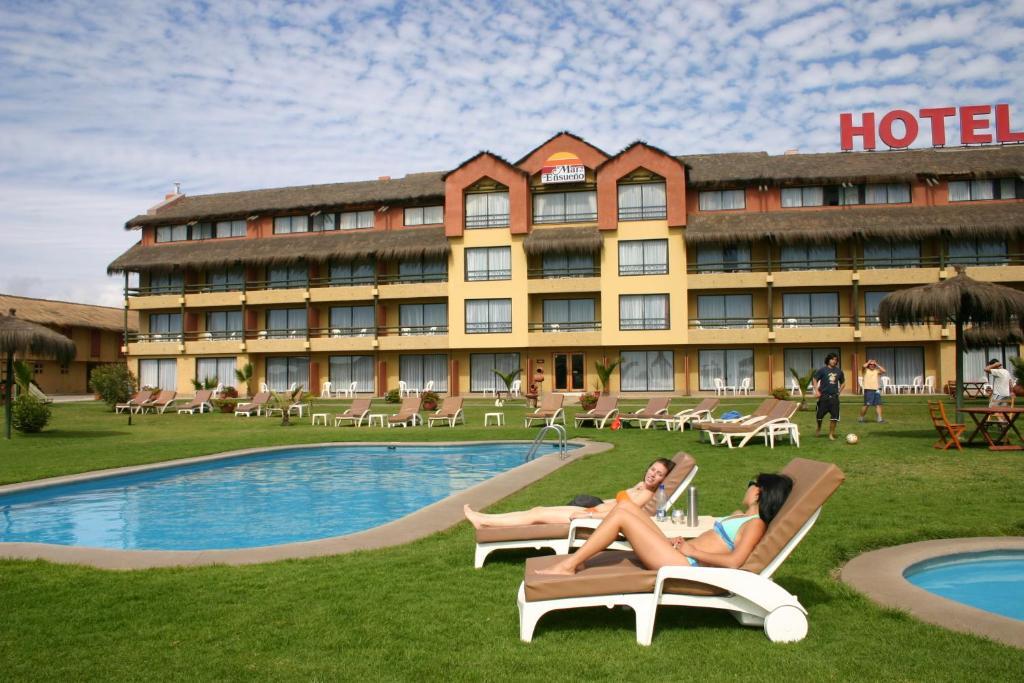Hotel Y Cabanas Mar De Ensueno La Serena Exterior photo
